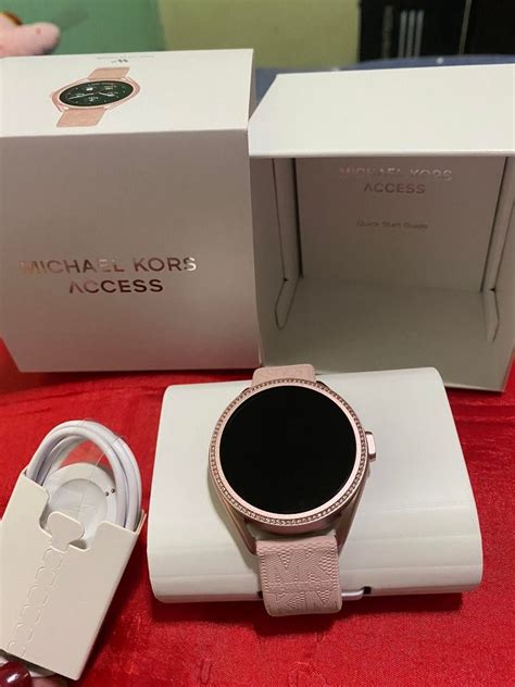 Michael Kors Access Gen 5E MKGO Pink.